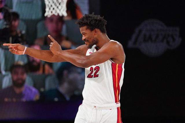 三分7中1！新科状元对阵马刺出手12次得到11分