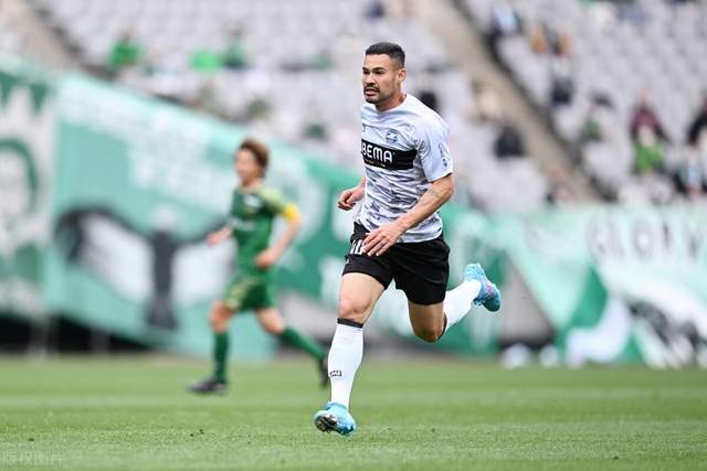 U20球员单轮打入5球 王钰栋登顶射手榜 中超青春风暴